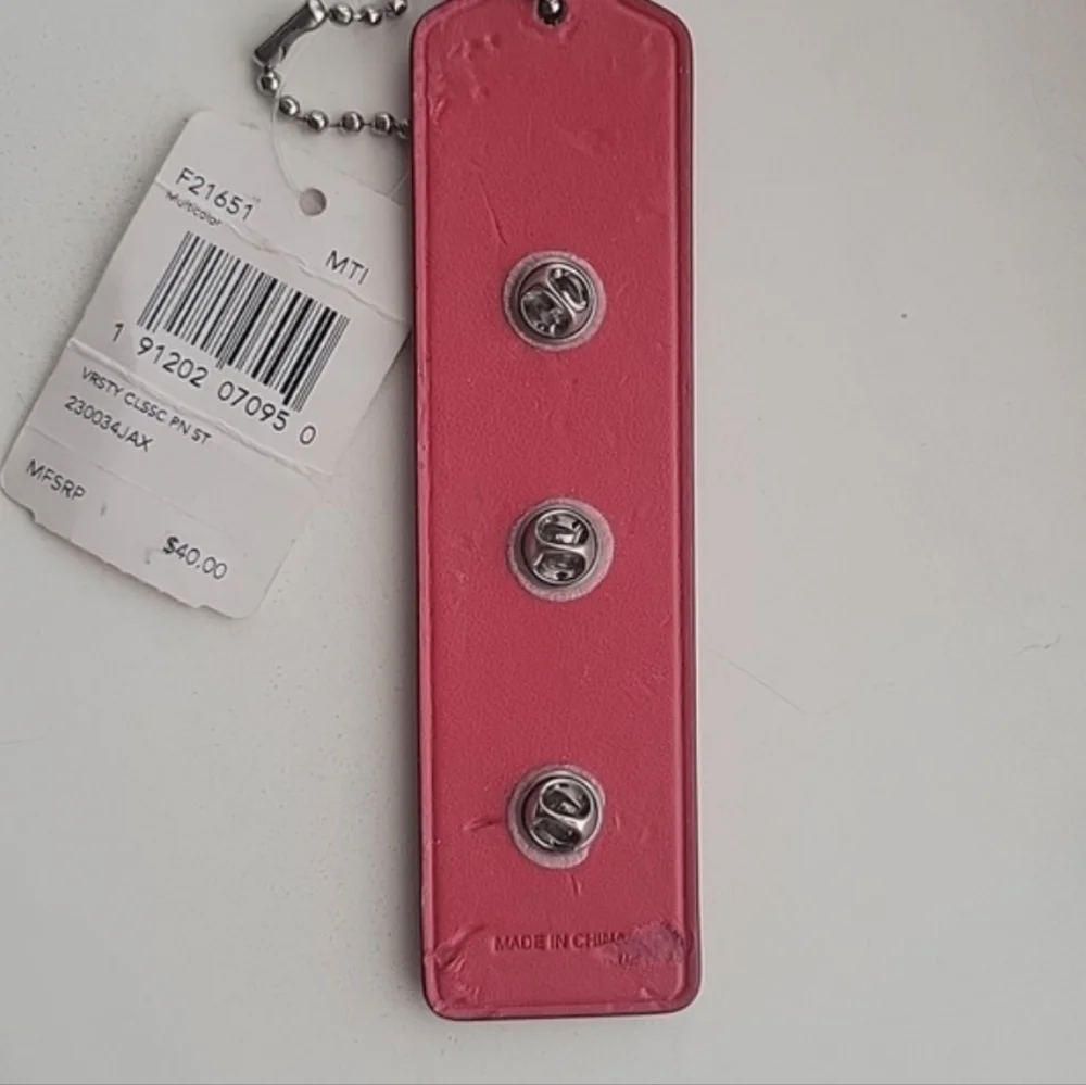 Coach Varsity Classic Pin Set - Picture 4 of 8